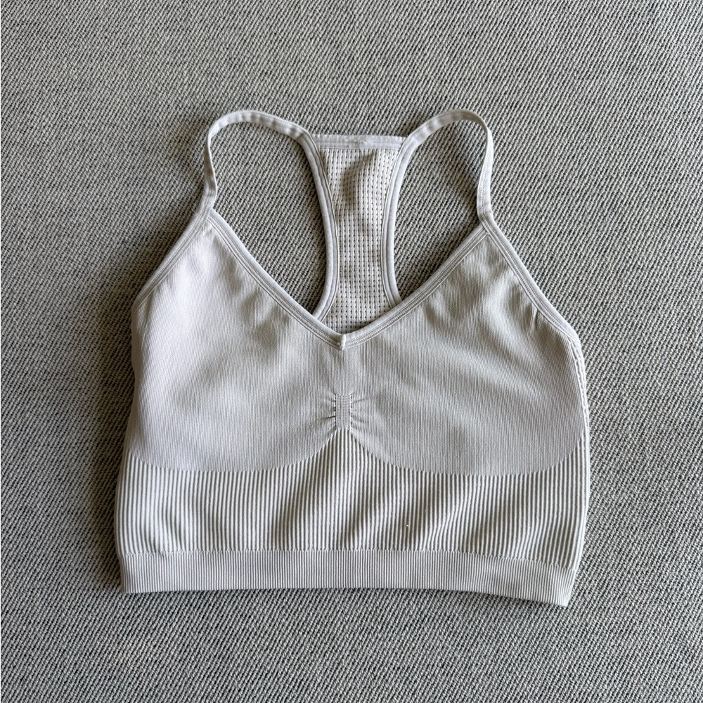 Vuori Seamless Cream Sports Bra